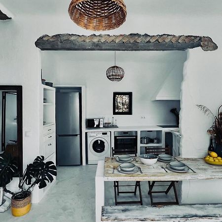 Sol Living Villa Tinos Exterior photo